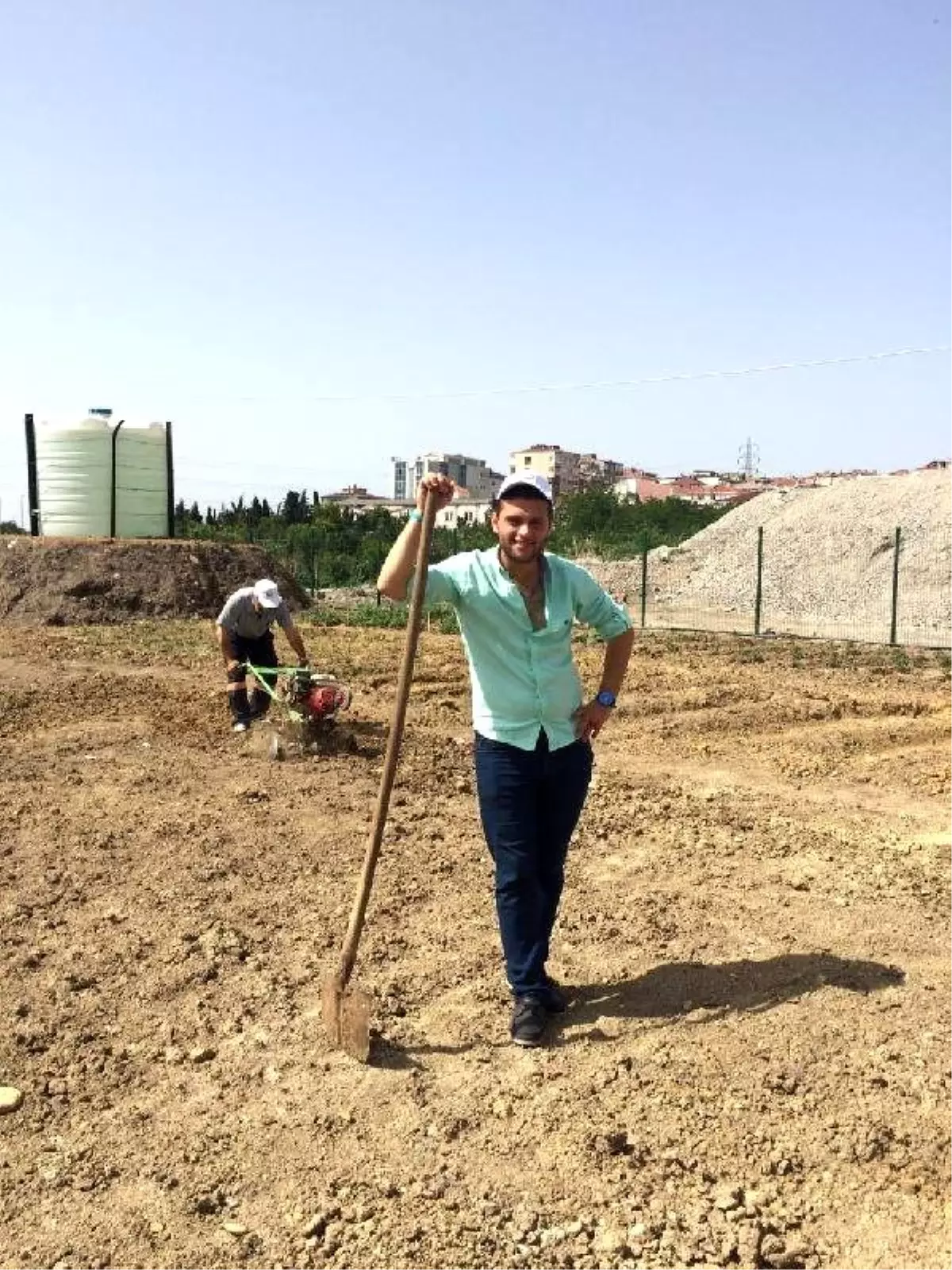 İyi Halli Mahkumlar Yoksul ve Hastalar İçin Tarım İşçisi Oldu (2)