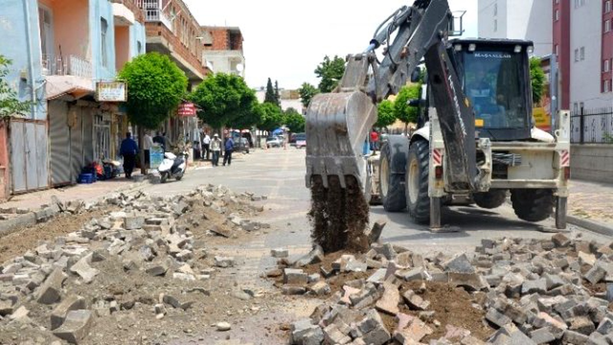 Kahta Belediyesi Beton Asfalt Çalışması Başlattı