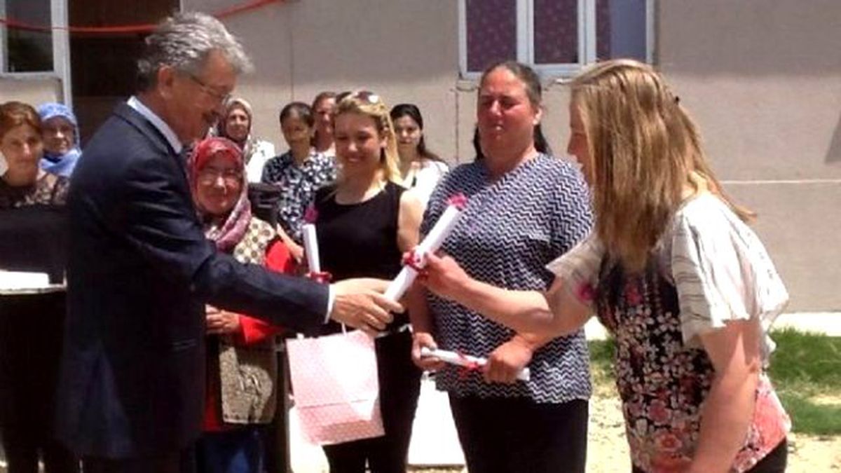Kırk Yama Kursu Sertifika Töreni