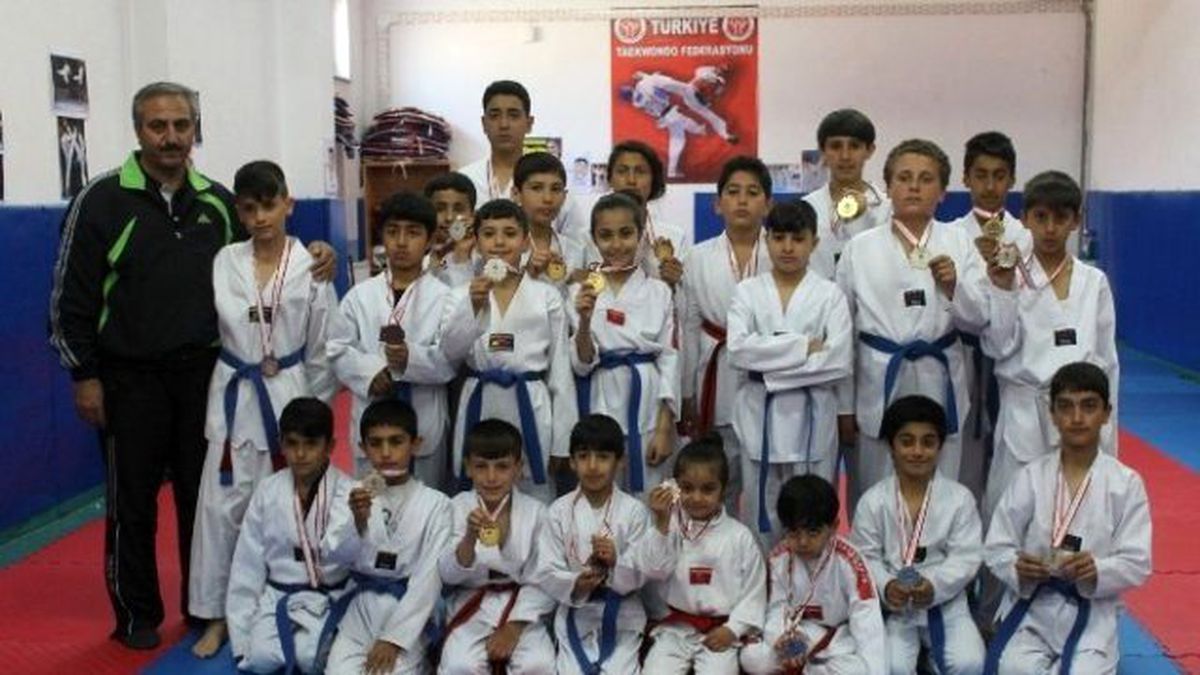 Minik Tekvandocular Türkiye Şampiyonasına Hazırlanıyor