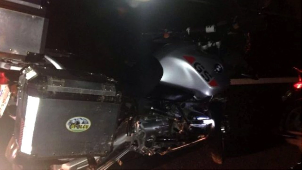 Motosiklet Domuza Çarptı, Sürücüsü Ağır Yaralandı