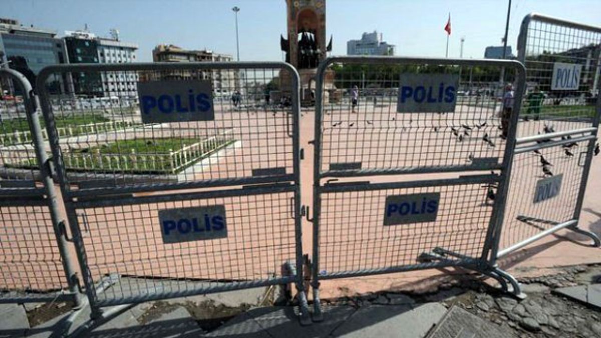 Polis, Gezi Parkı'na Girişe İzin Vermiyor