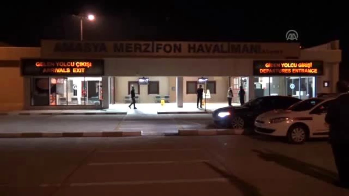 Şehit Yakup Kurt\'un Cenazesi Havaalanı\'nda Karşılandı - Amasya