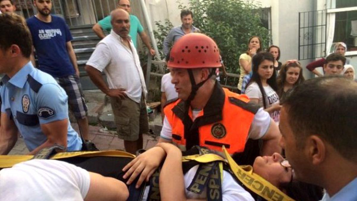 Yolcu Minibüsü Devrildi: 10 Yaralı