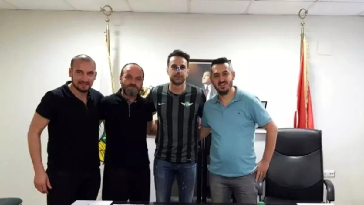 Akhisar Belediyespor, Serdar Kesimal ile El Sıkıştı