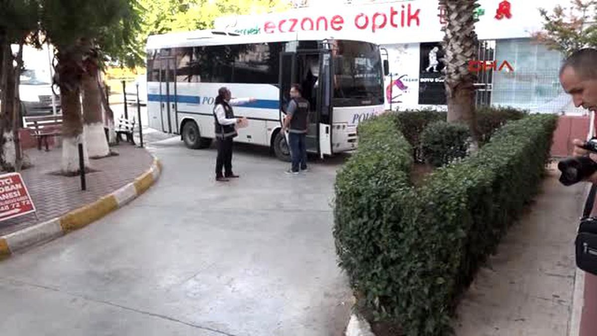 Antalya-Yolsuzluk\' Operasyonunun Şüphelileri Sağlık Kontrolünden Geçirildi