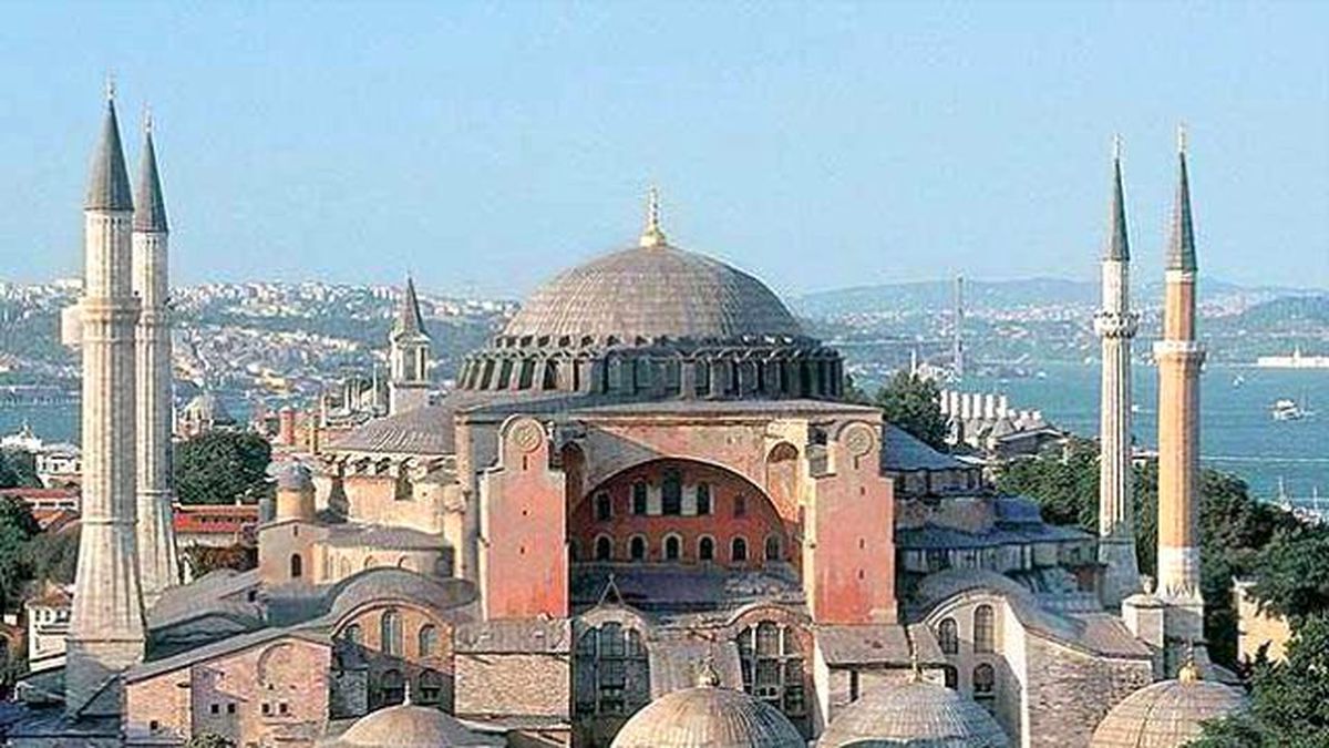 Ayasofya'da Tarihi Anlar! Haftaya Hasret Bitiyor