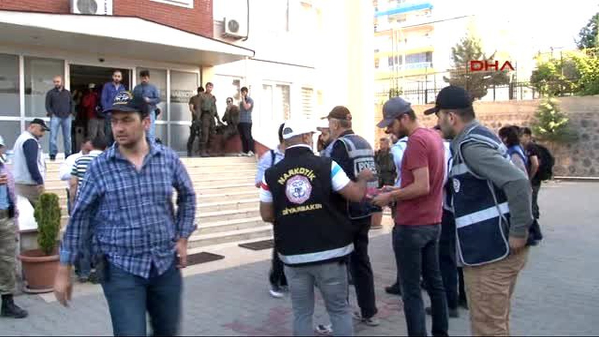 Diyarbakır Unesco Dünya Kültür Mirası Listesi\'ndeki Bahçeye Uyuşturucu Operasyonu