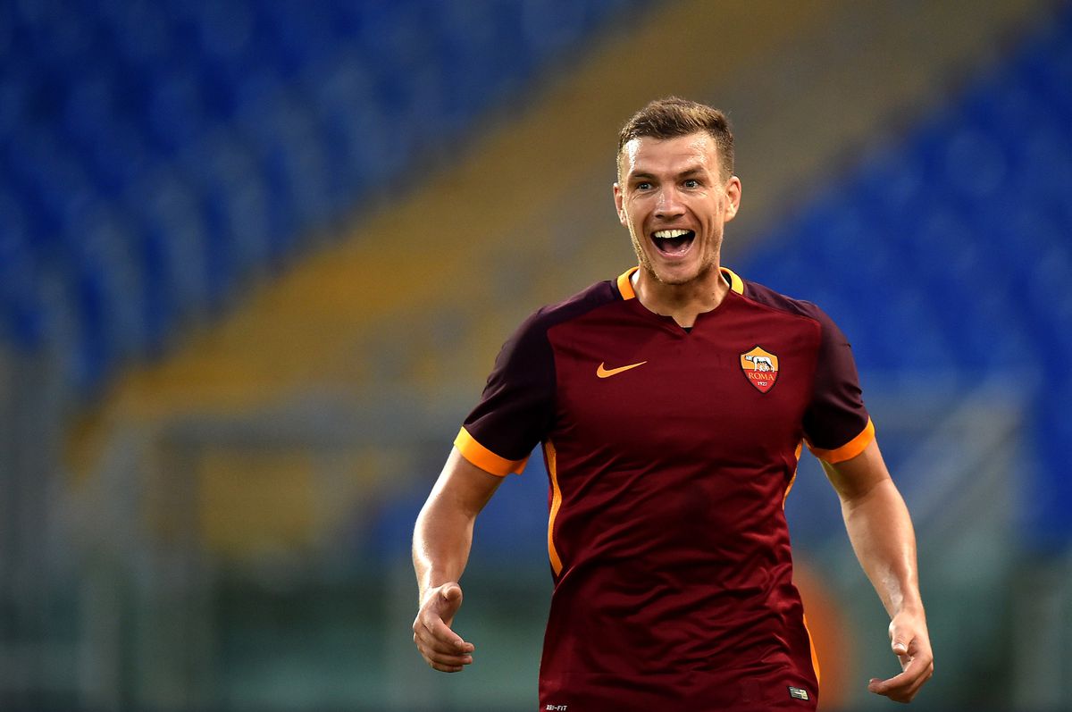 Galatasaray, Dzeko ve Alex Song'un Transferi için Girişimlere Başladı