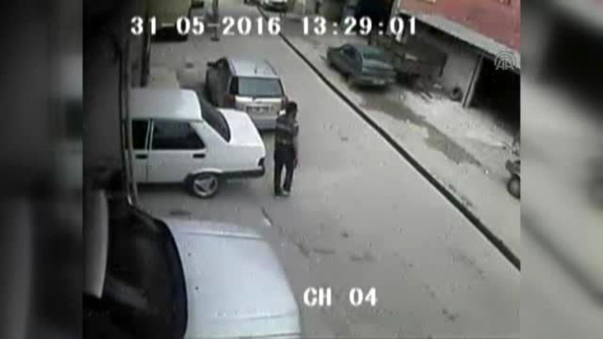 Hükümlü ile Polis Arasındaki Çatışma Kamerada!