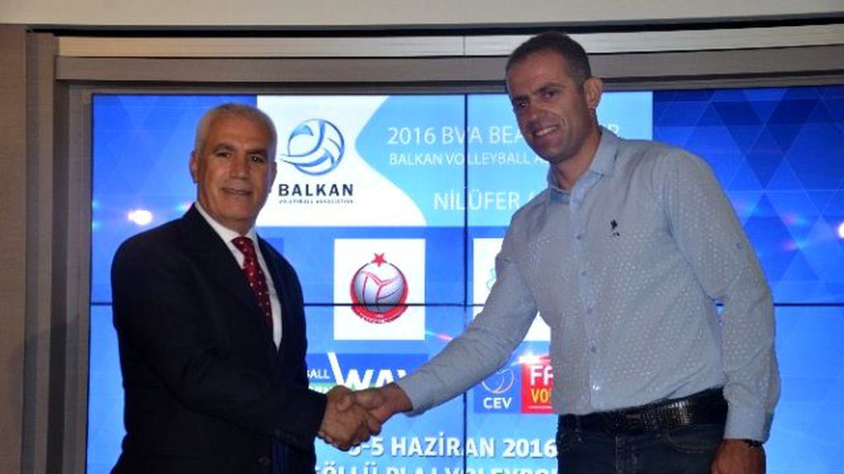 Plaj Voleyboluna Bursa Damgası