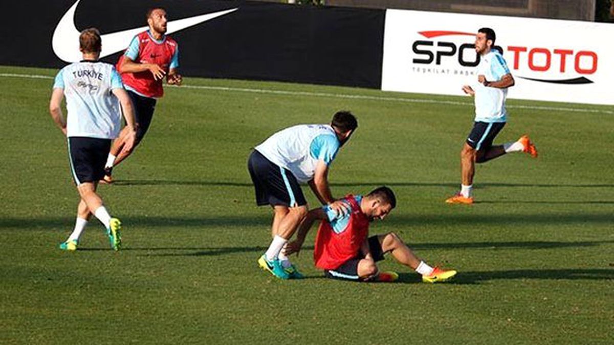 Selçuk İnan ve Arda Turan'ın Sakatlığı Ciddi Değil