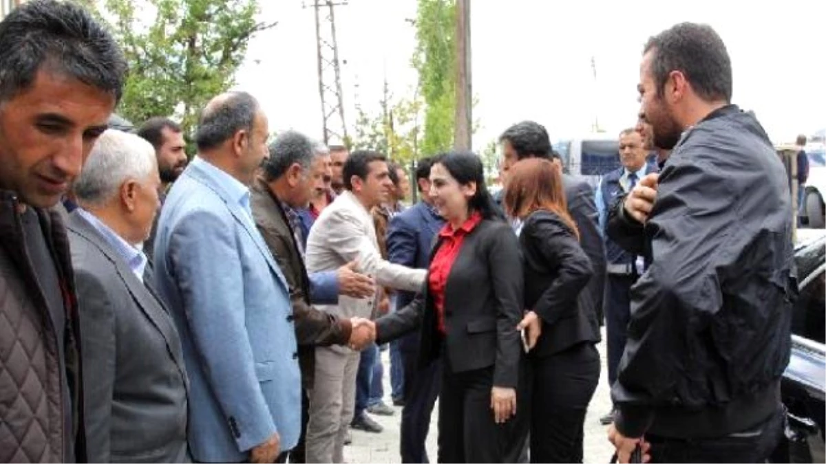 Yüksekdağ, Başkale\'de Esnafı Ziyaret Etti