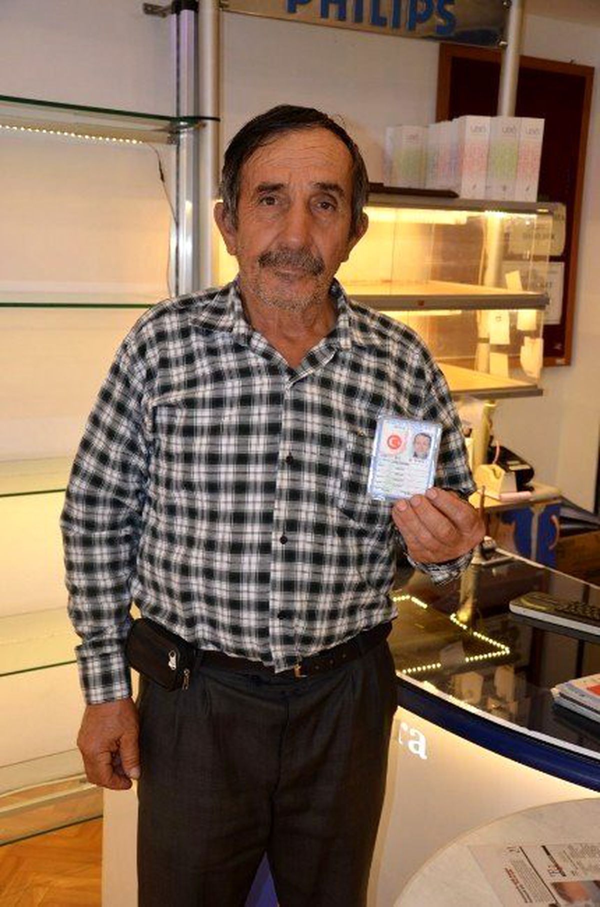 5 Gündür Kayıp Oğlunu Arıyor
