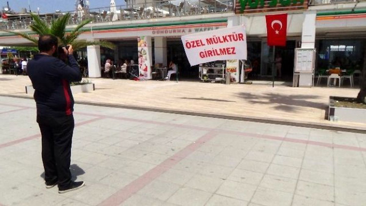 Akçay Kordonu\'na Kazıklar Çakıldı