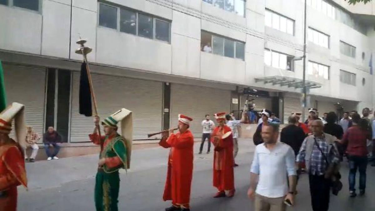 Alman Konsolosluğu Önünde Mehter Takımlı Protesto