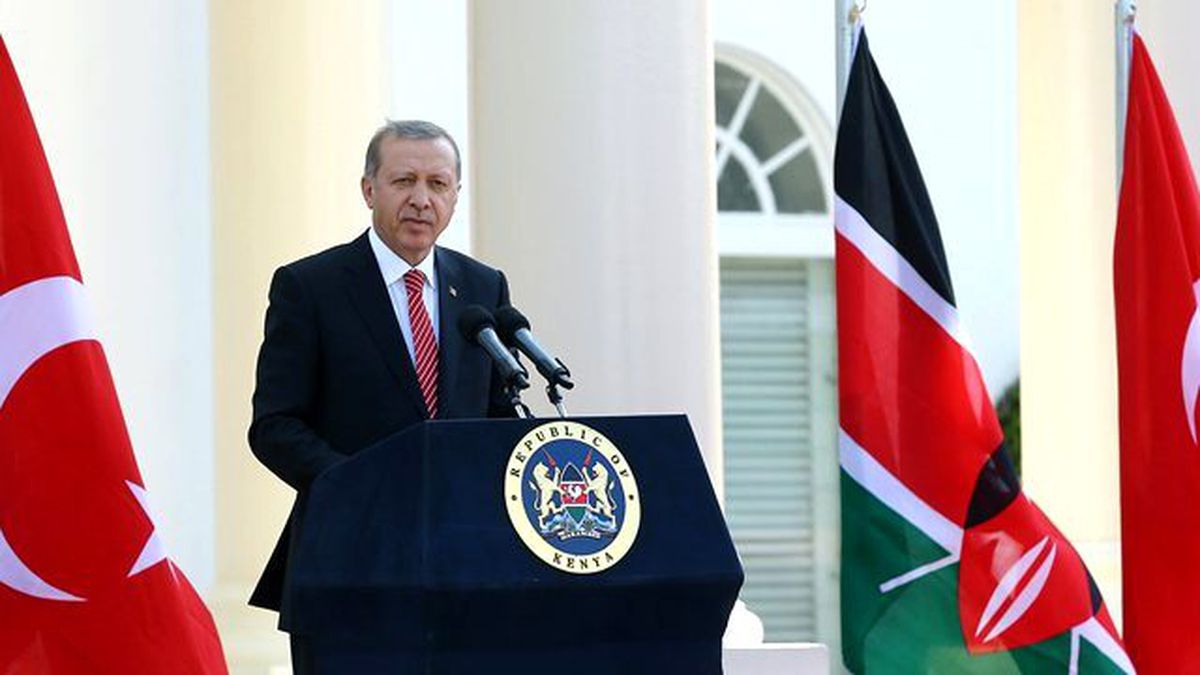 Oylama Sonrası Merkel ve Erdoğan'dan İki Faklı Açıklama