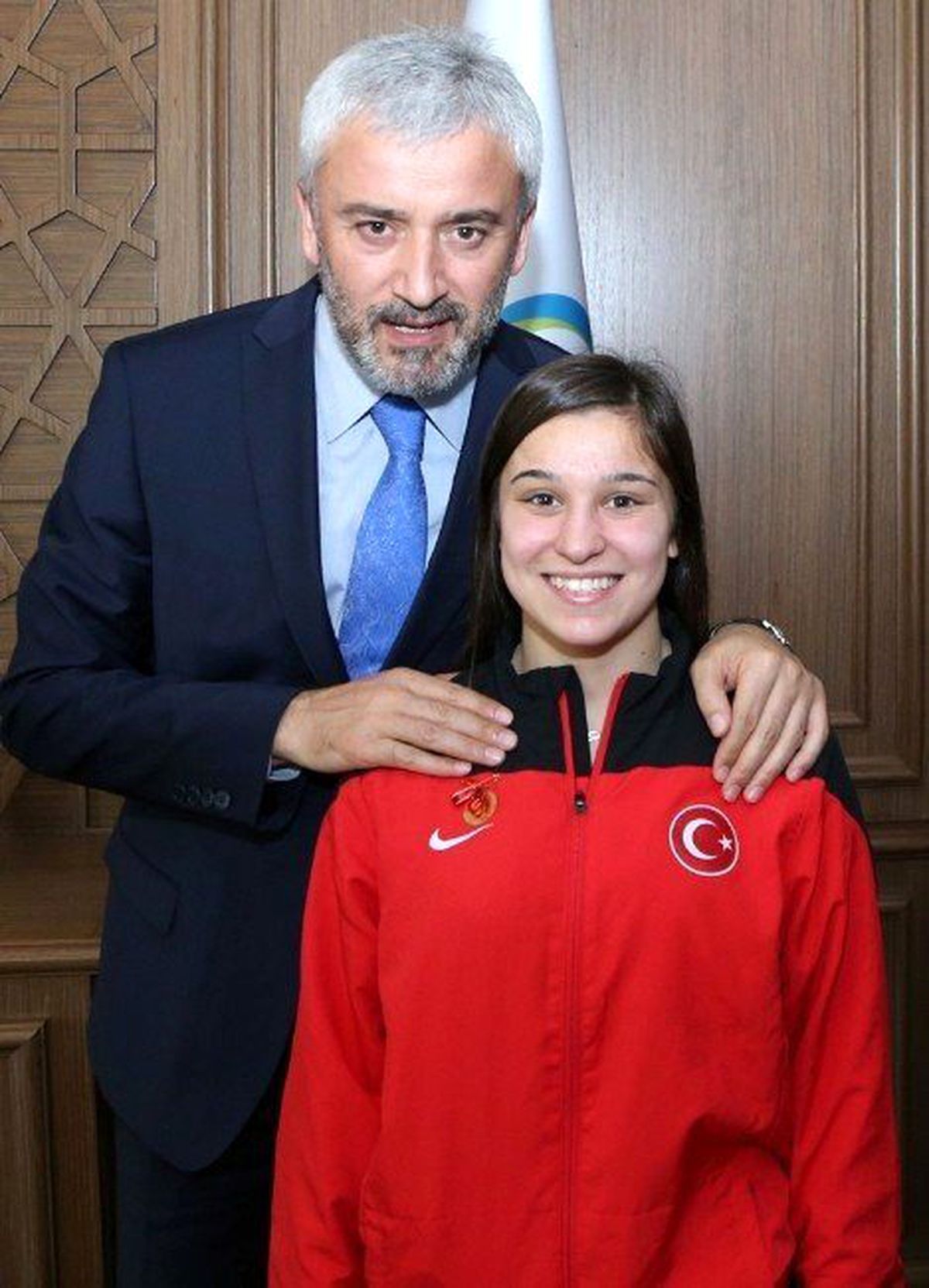 Başkandan Başarılı Sporculara Ödül