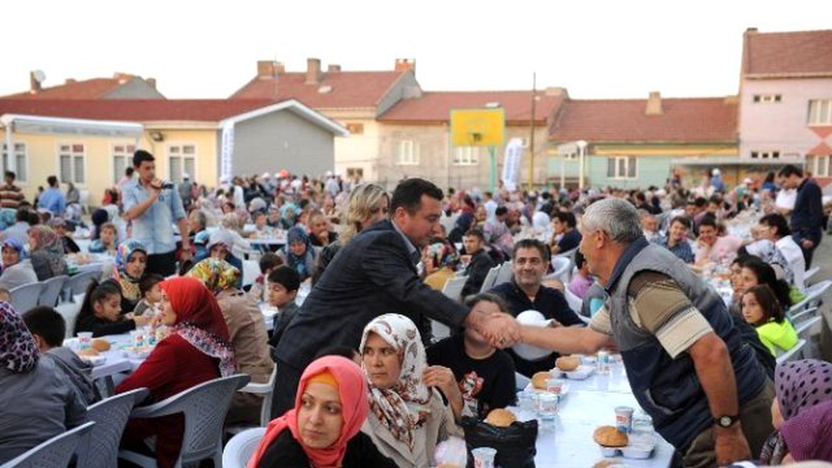 Bozüyük Yine Mahalle İftarlarında Buluşuyor