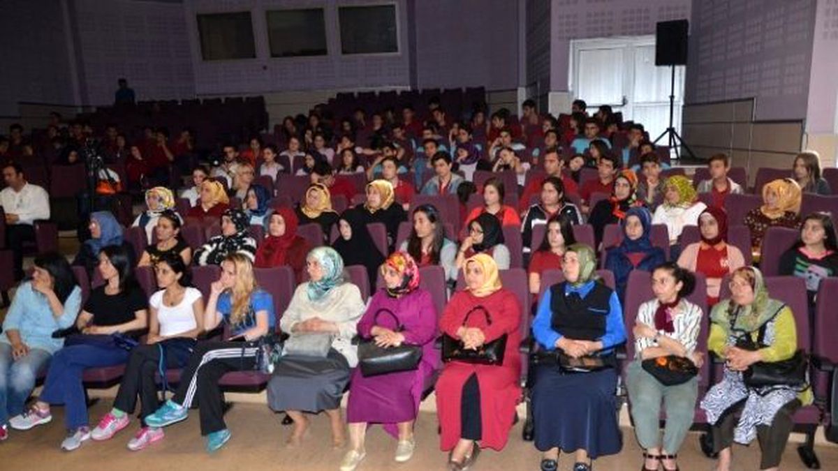 Kartepe\'de Sağlık Söyleşileri Devam Ediyor