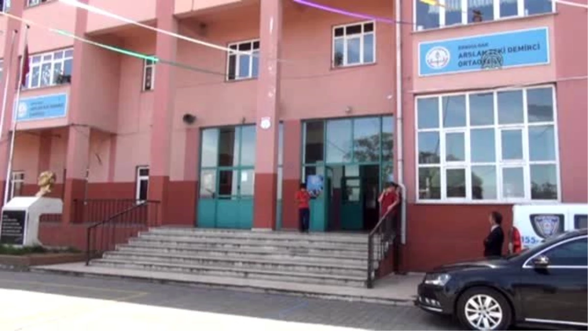 Şehitlerin İsmi Okul Kütüphanelerinde Yaşatılıyor - Zonguldak