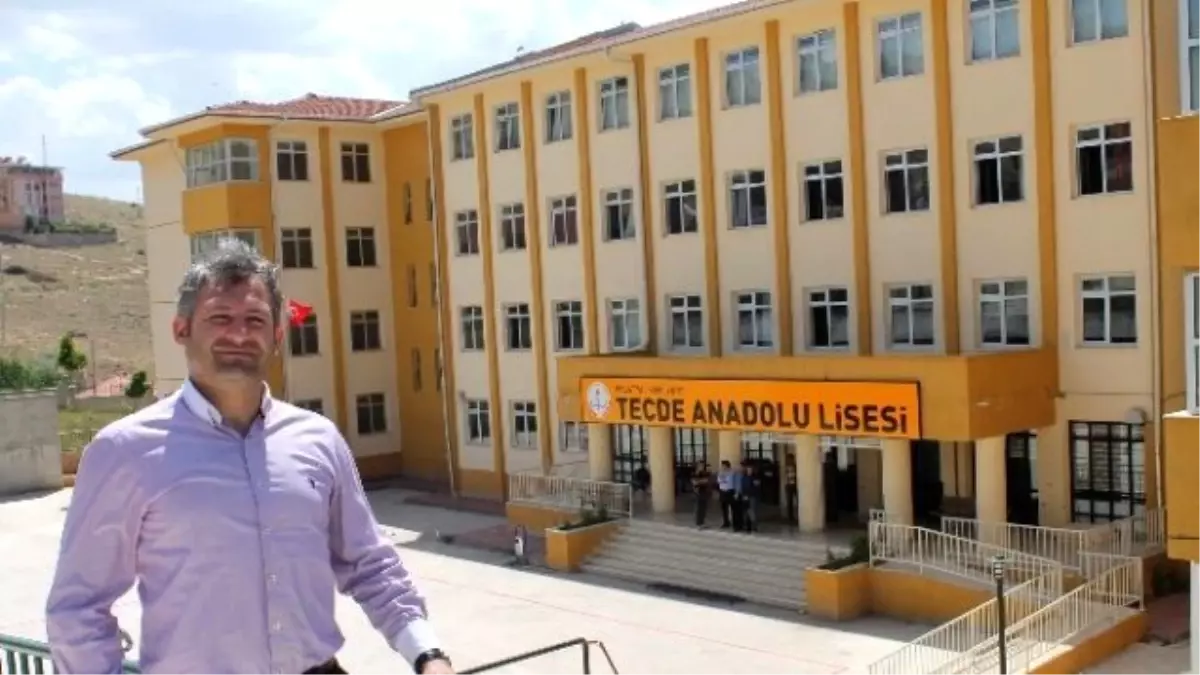 Tecde Anadolu Lisesi Kupaları Sildi Süpürdü