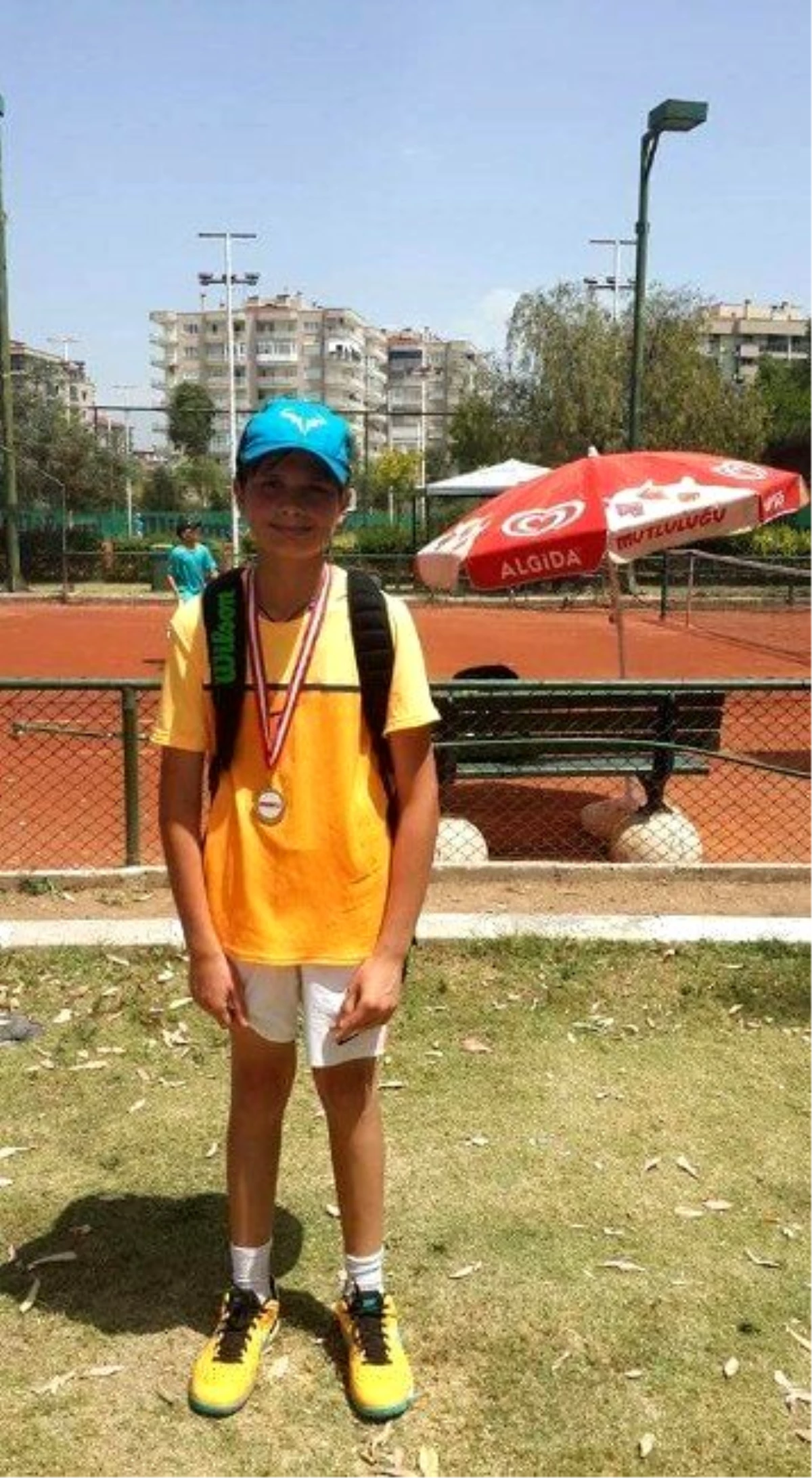 Zonguldak Tenis Deniz Spor Kulübü Oyuncusu Umur Orhan İzmir\'de Birinci Oldu