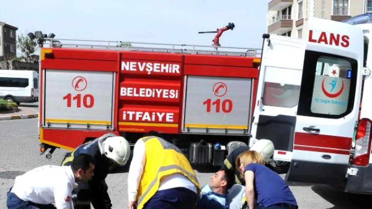 Avm Önünde Şüpheli Paket Tatbikatı