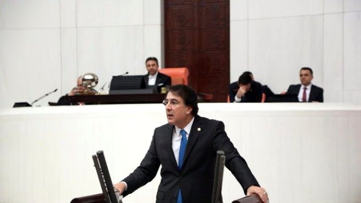 Aydemir: \'Soykırım Görmek İsteyenler Tarihlerine Baksınlar\'