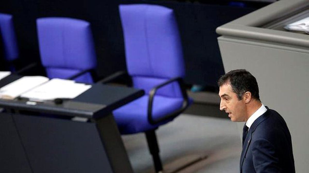 'Soykırım, Parlamentoların İşi Değil' Diyen Cem Özdemir, Neden Fikir Değiştirdi?