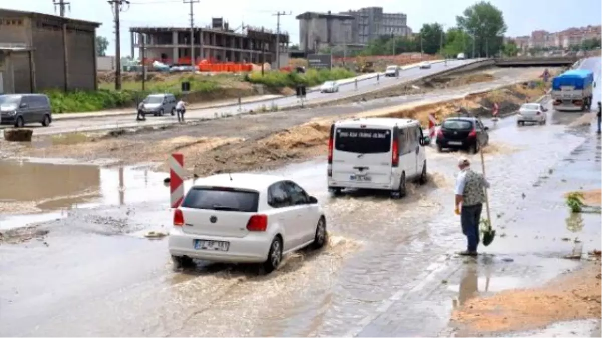 Dolu ve Sağanak Yağmur, Malkara\'yı Felç Etti