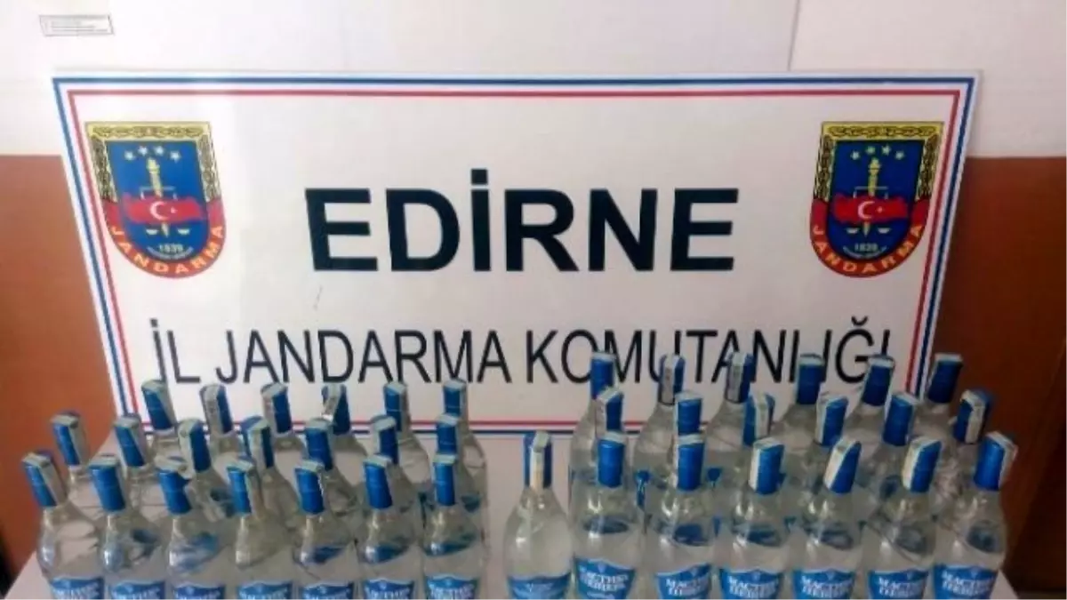 Edirne\'de 39 Şişe Kaçak Rakı Ele Geçirildi