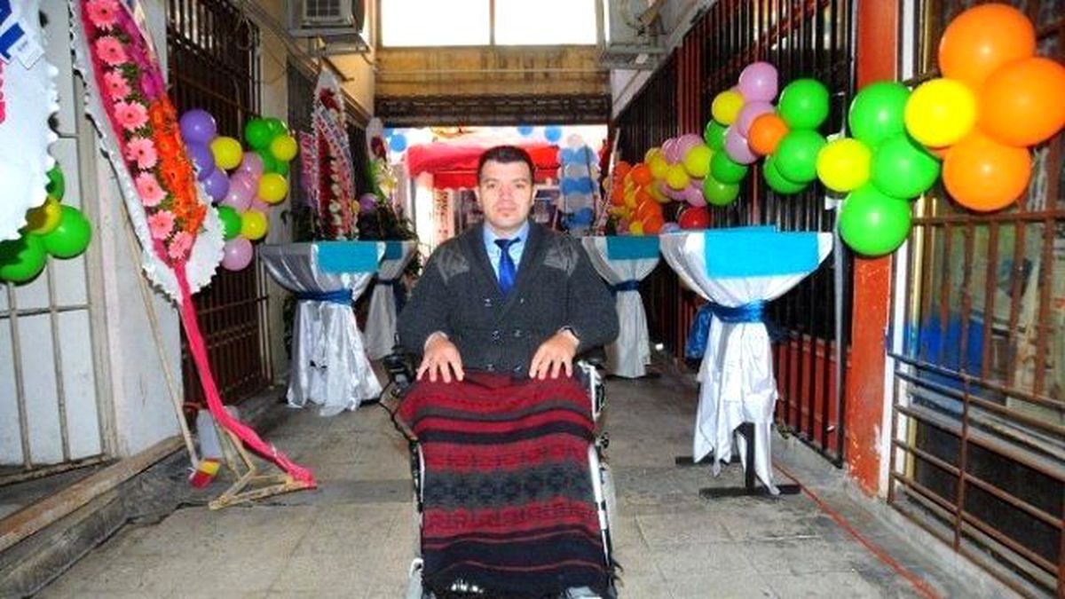 Engelliler Derneği\'nden 4 Engelliye Akülü Araç