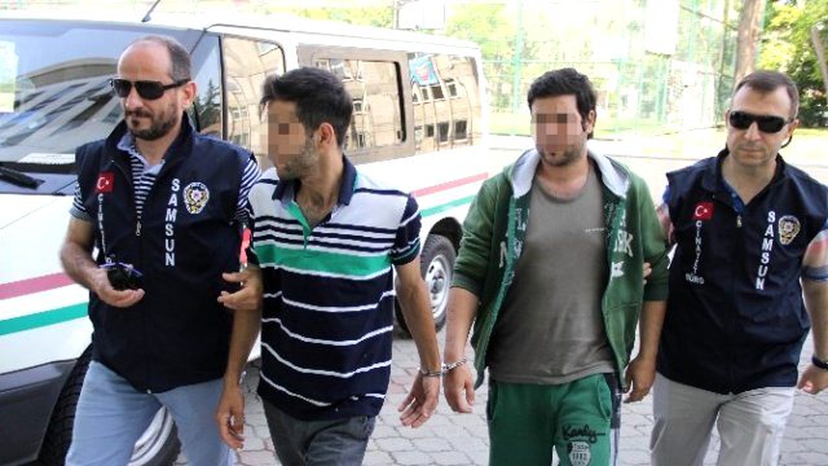 Eniştelerini Bıçaklayan Kardeşler Adliyede