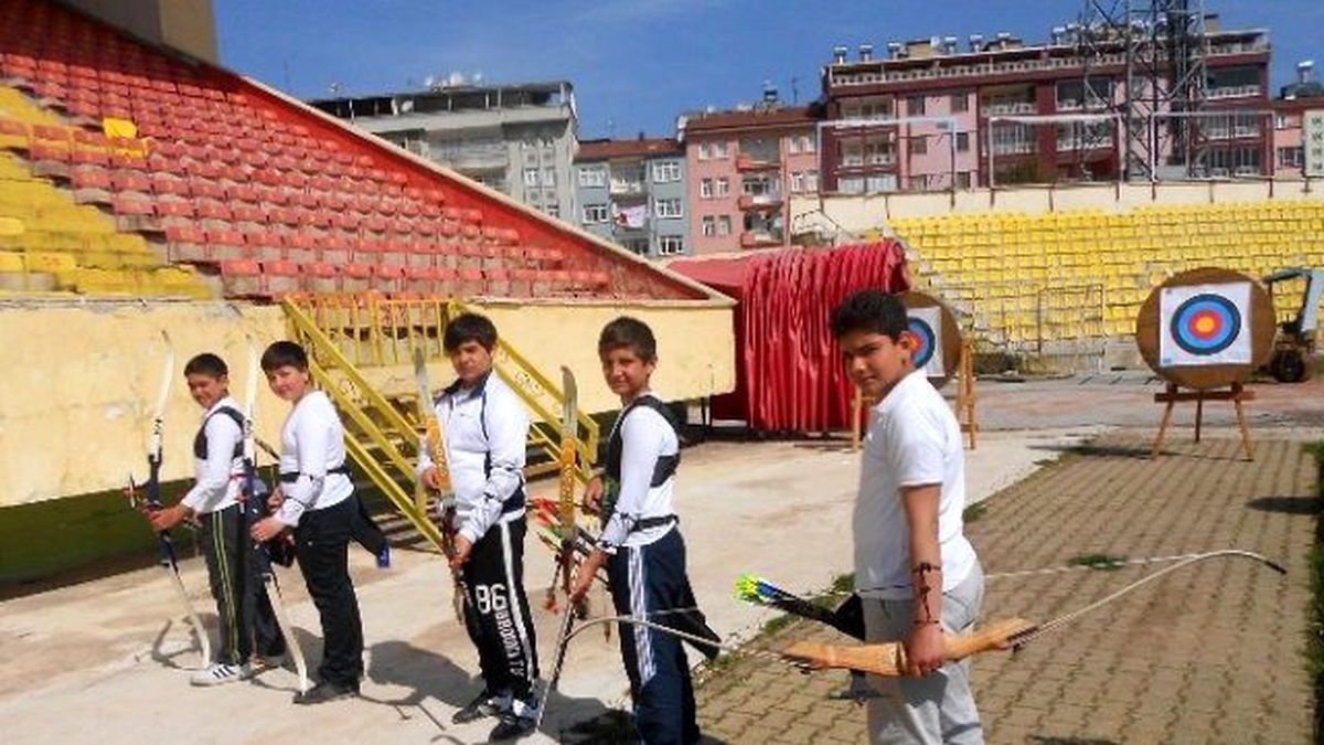 Gençlerden Okçuluğa Büyük İlgi
