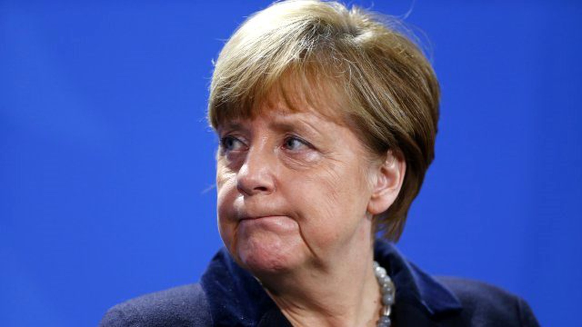 Soykırım Oylaması İngiliz Basınında! Merkel\'e En Çekindiği Konuyu Hatırlattılar