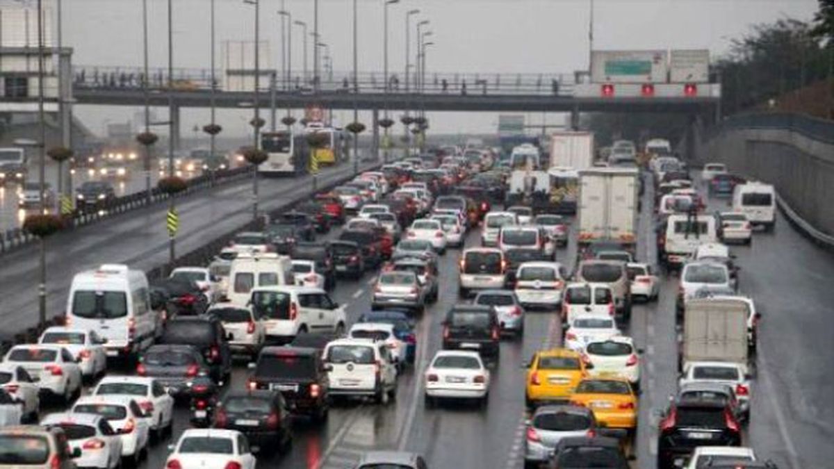 İstanbul'da Beklenen Yağış Başladı