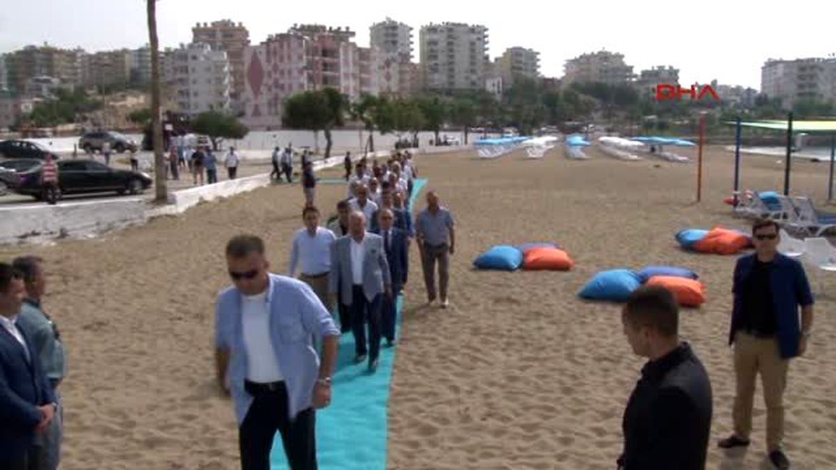 Mersin Sahillerinde Mavi Bayrak Atağı