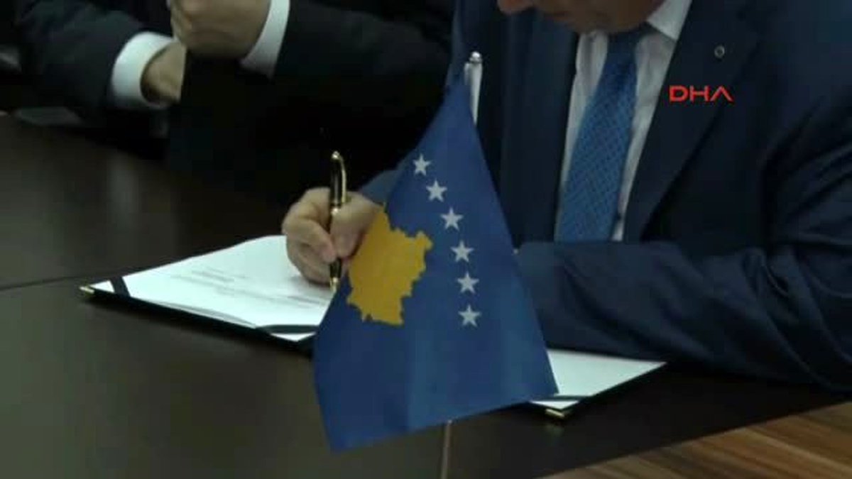 YÖK ile Kosova Eğitim Bakanlığı Arasında \'Burs\' Anlaşması...