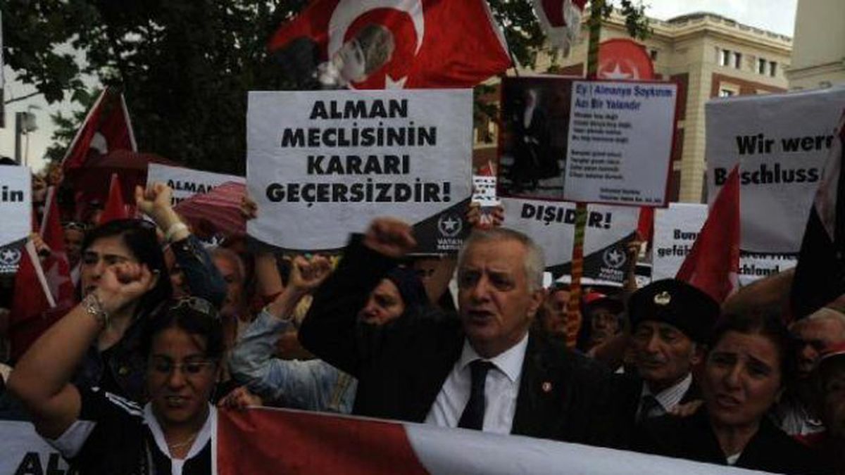 Almanya Başkonsolosluğu Önünde Eylem