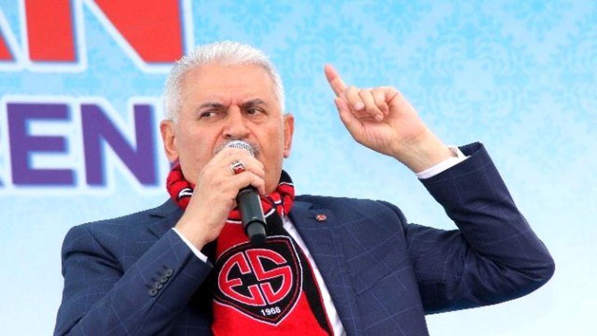 Başbakan Yıldırım: "Bu Can Bu Tende Oldukça Al Bayrağımızı Yukarıya Çıkarmaya Yemin Ettik"