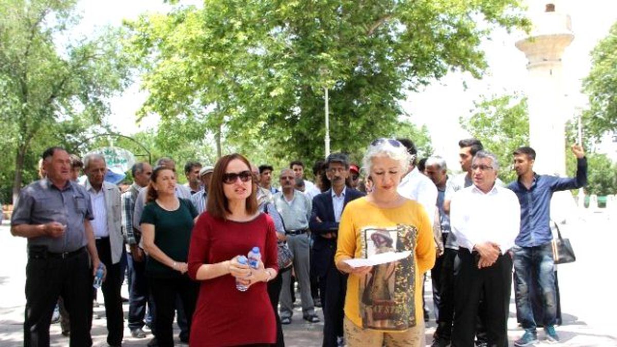 Boşanma Komisyonu Protestosuna Eylemci Sayısına Yakın Gazeteci Katıldı