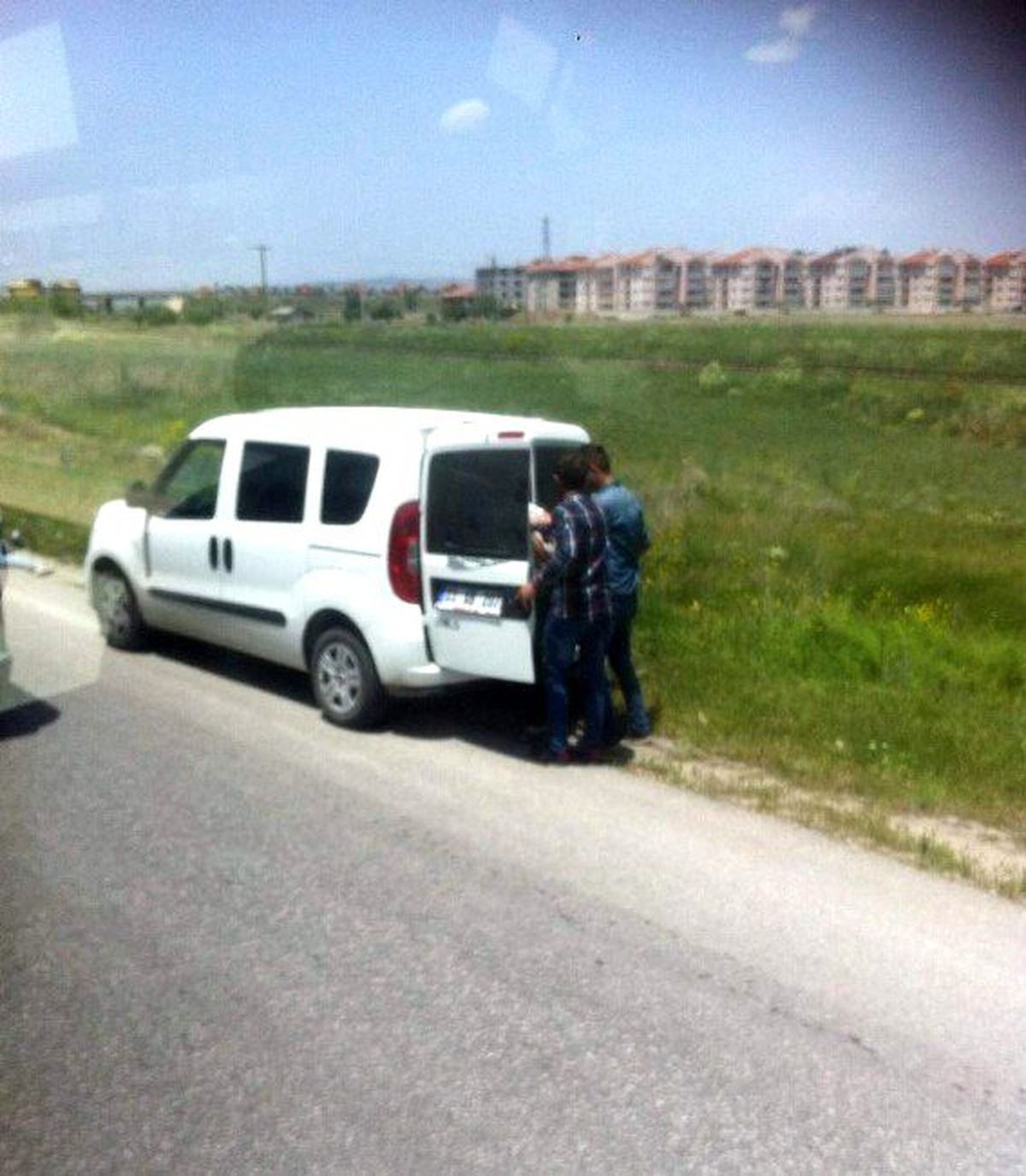 Evlilik Vaadiyle Dolandırdılar, Kaçarken Yakalandılar