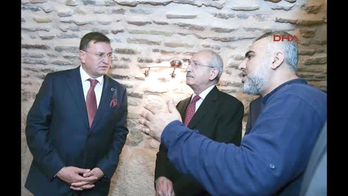 Hatay Kılıçdaroğlu Hatay\'da Habib-i Neccar\'ı ve İçindeki Türbeleri Ziyaret Etti