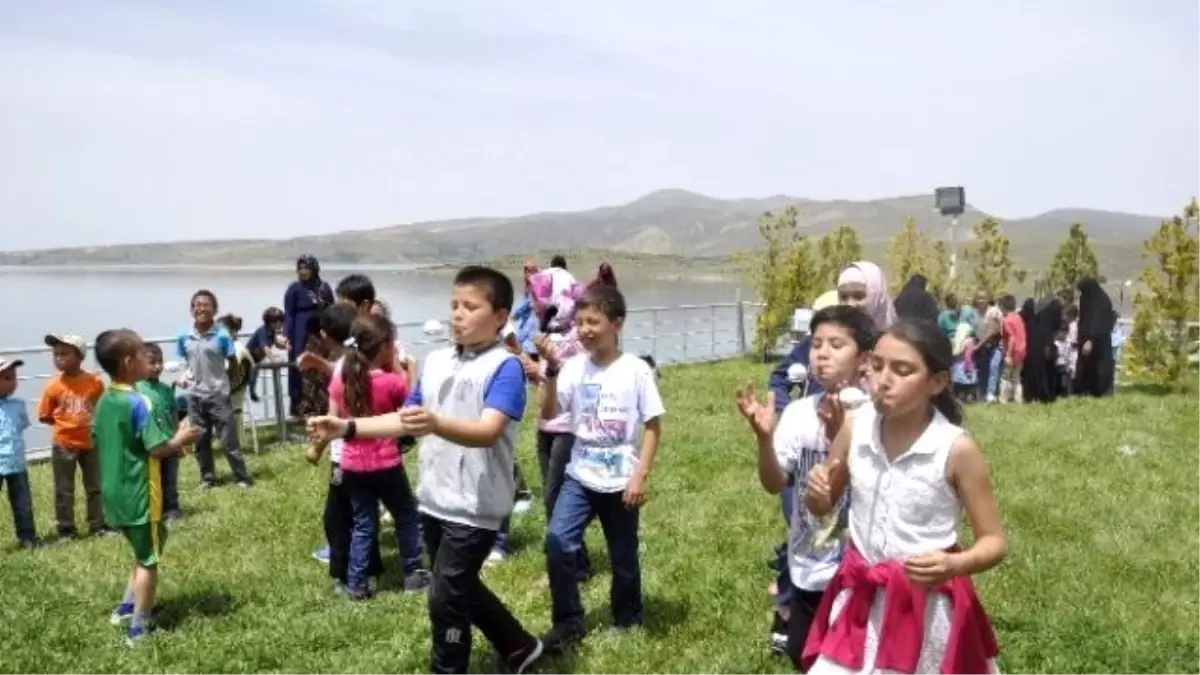 Kayseri İhh Yetimler İçin Şölen Düzenledi