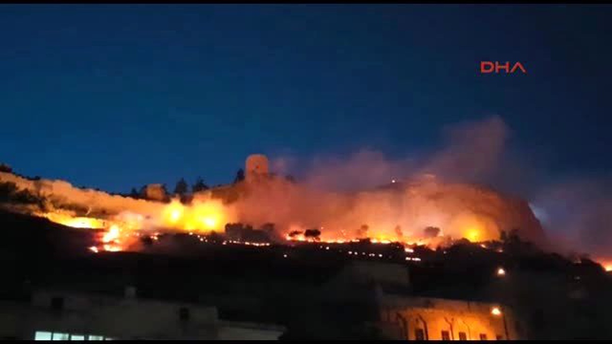 Mardin Tarihi Mardin Kalesi\'nde Bir Gün Arayla 2\'nci Yangın