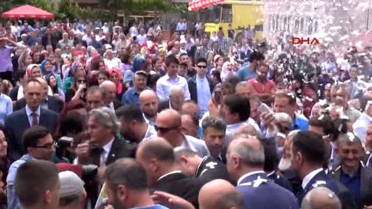 Trabzon Bakan Soylu, Araklı\'da Toplu Açılış Yaptı