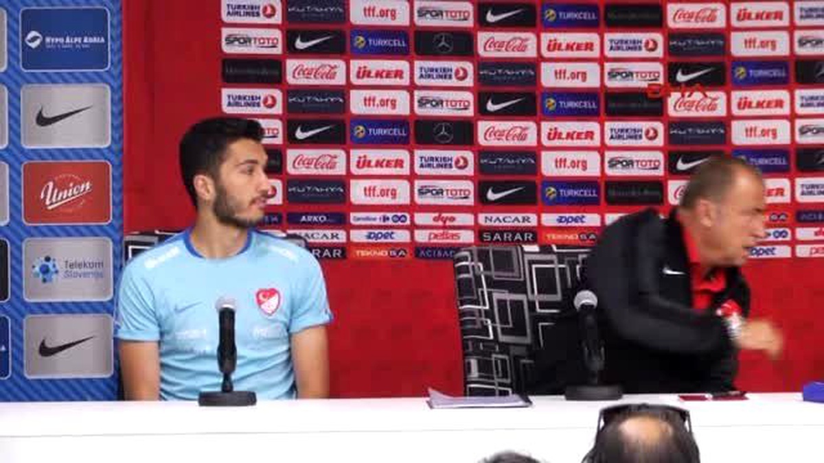 Türkiye Futbol Direktörü Terim Basın Toplantısı -1-