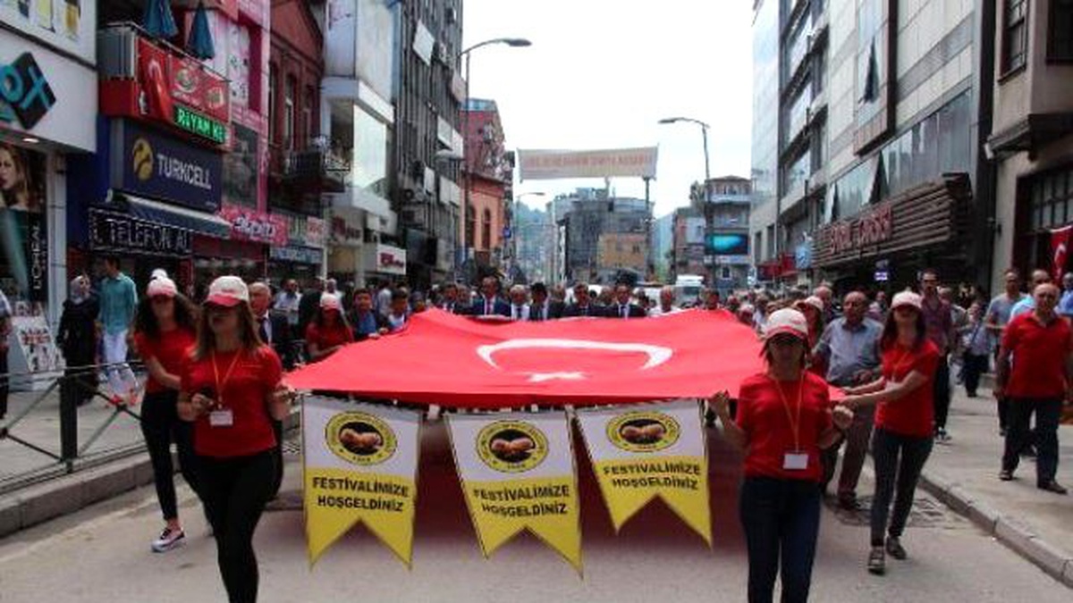 Zonguldak\'ta Teneke Tavuk Kebabı Festivali