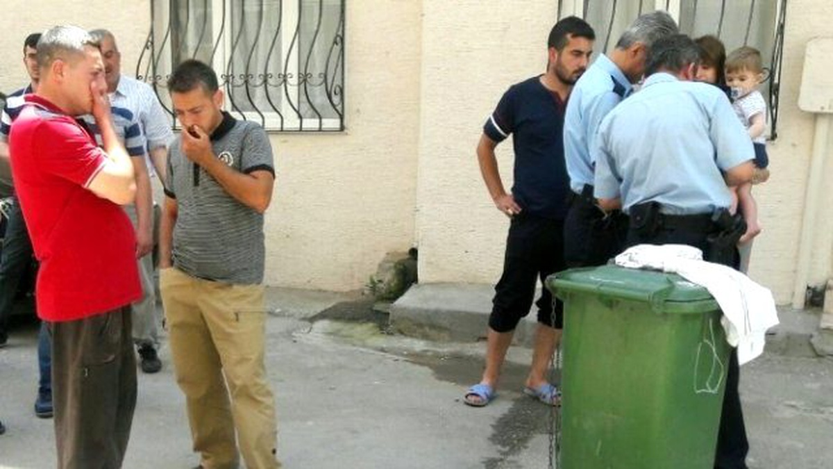 5 Yaşındaki Kız Çocuğu Kamyonetin Altında Can Verdi